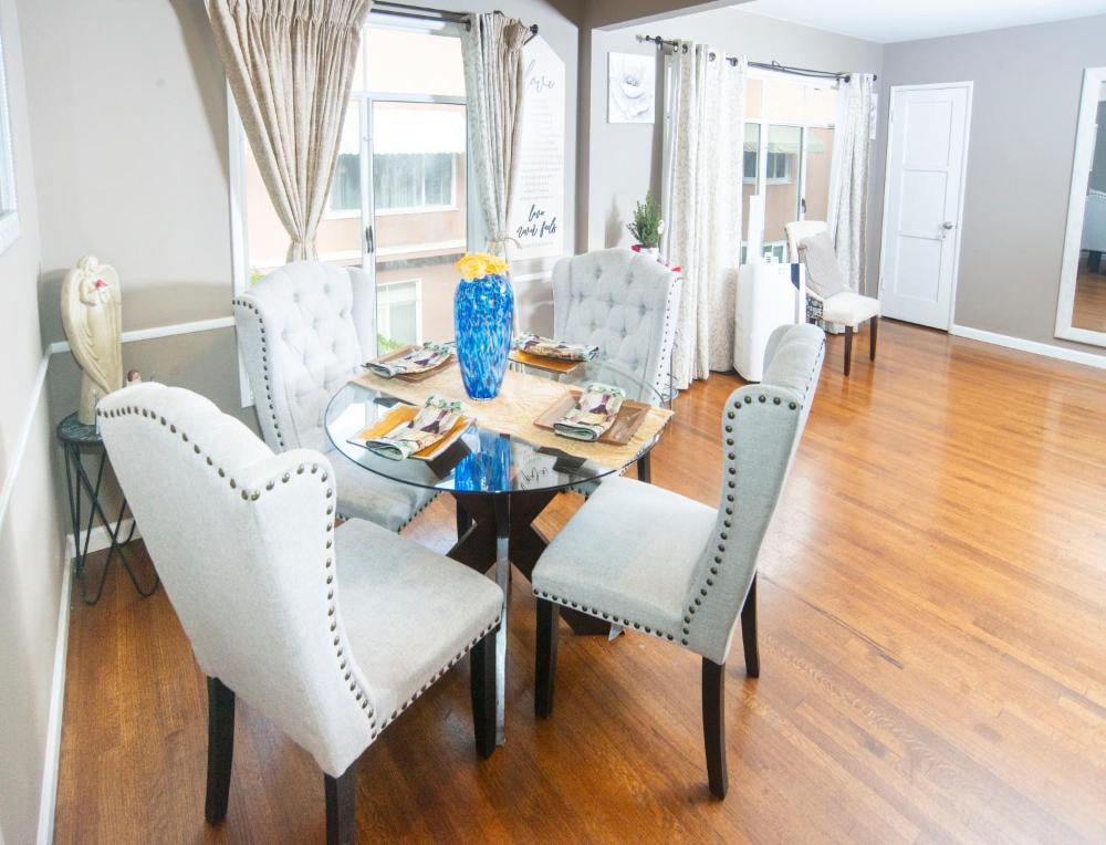 One-Bedroom Apartment interior